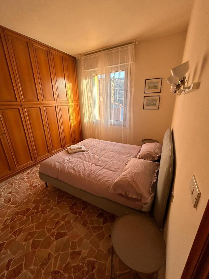 Camere In Appartamento Condiviso Vista San Luca Bologna Exterior photo